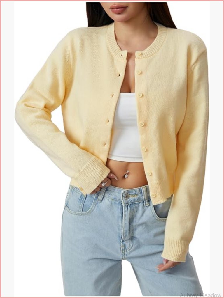 Cropped Button Down Lightweight Cardigan Sweater Knit Y2k Trendy Fall Outfit
